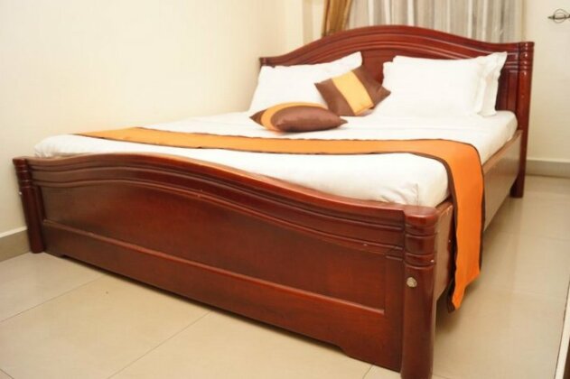 KK Trust Hotel - Photo4