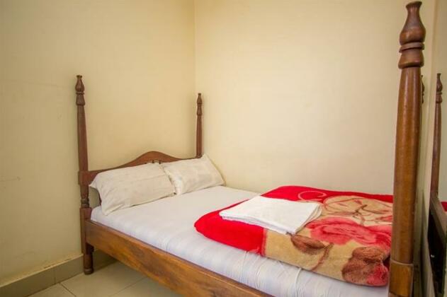 Platinum Royale Hotel - Photo5