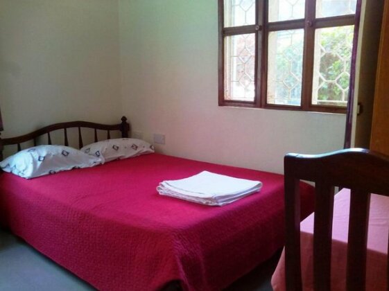 Retreat Guesthouse - Photo4