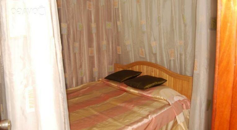 Royal Nest Inn - Photo4