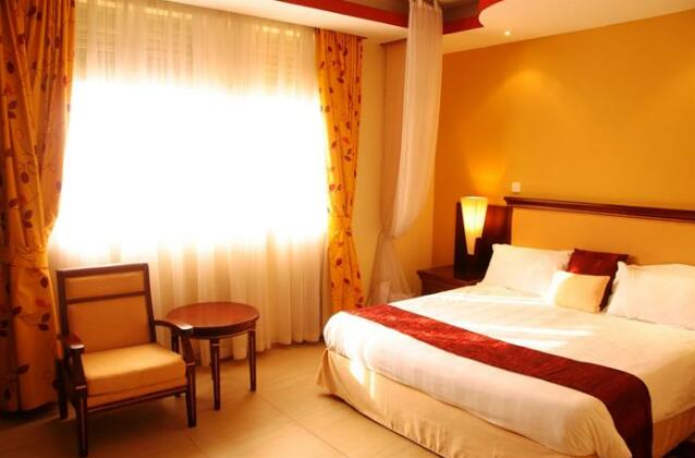 Royal Suites - Photo5