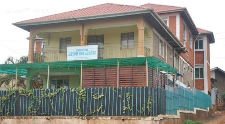 Scroll Inn Hotel