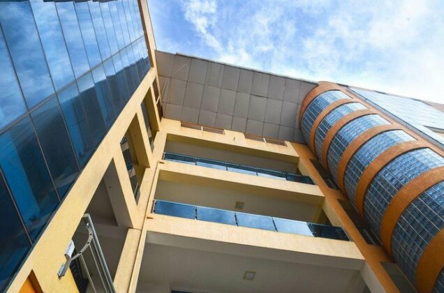 Selina Apartments - Photo3