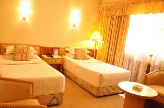 Shangri-La Hotel Uganda - Photo4
