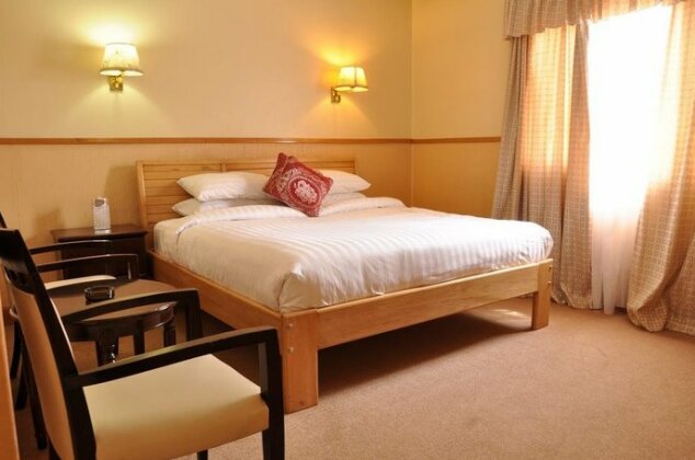Shangri-La Hotel Uganda - Photo5