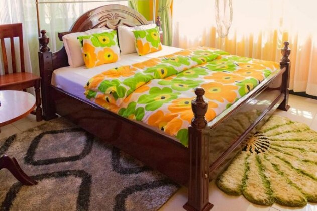 Sibyangu Standard Hotel - Photo4