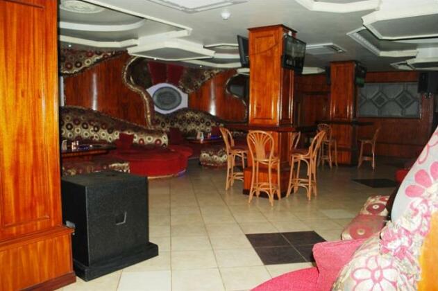 Tick Hotel - Photo3