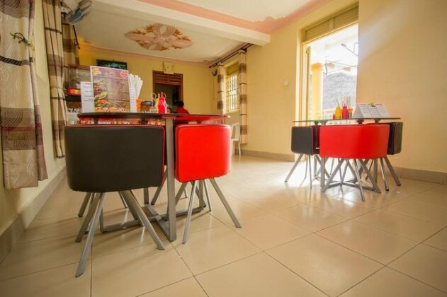 Tropical Savannah Guesthouse - Photo4