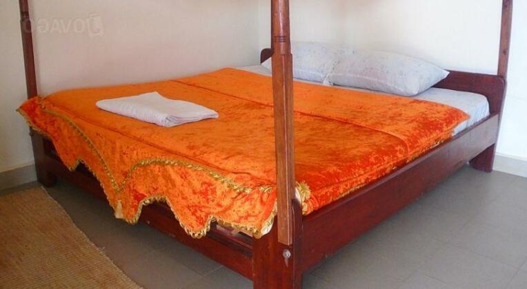 Virunga Hotel Camp Site and Back Packers - Photo4