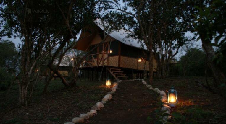 Queen Elizabeth Bush Lodge - Photo3