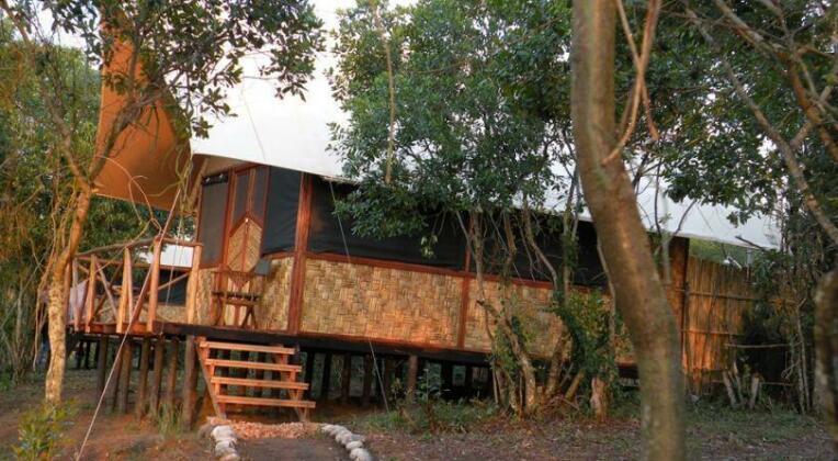Queen Elizabeth Bush Lodge - Photo4