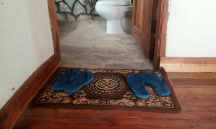 Tembo Safari Lodge - Photo2