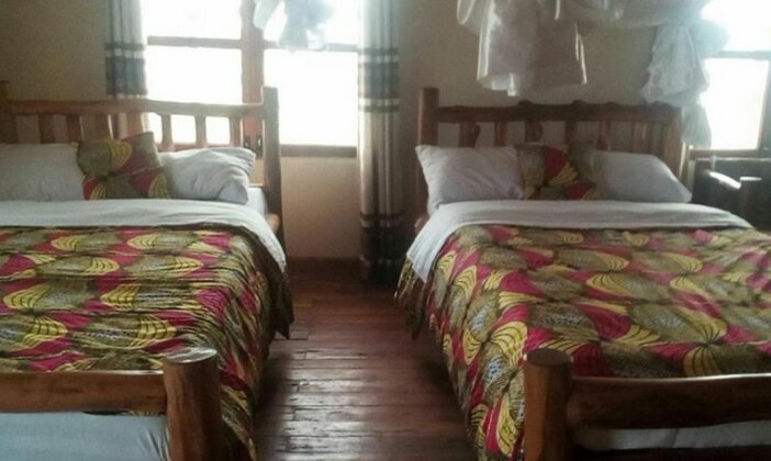 Tembo Safari Lodge - Photo3