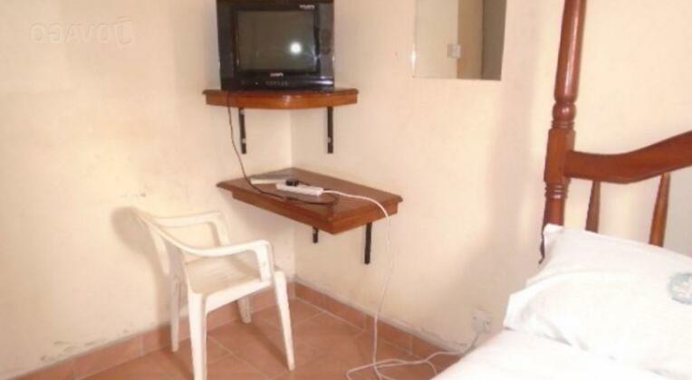 Caravan Guest House - Photo3
