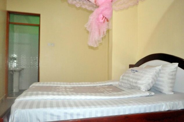 Lira Tasha Hotel
