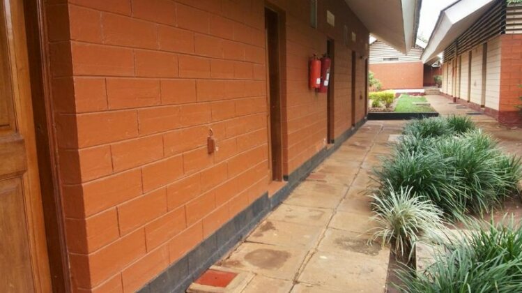 St Lira Hotel - Photo3