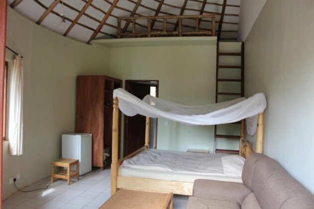 Banda Lodge - Photo4