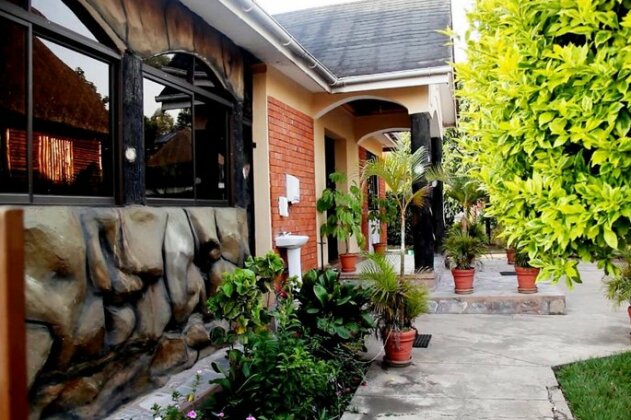 Skyblue Motel Lyantonde - Photo3
