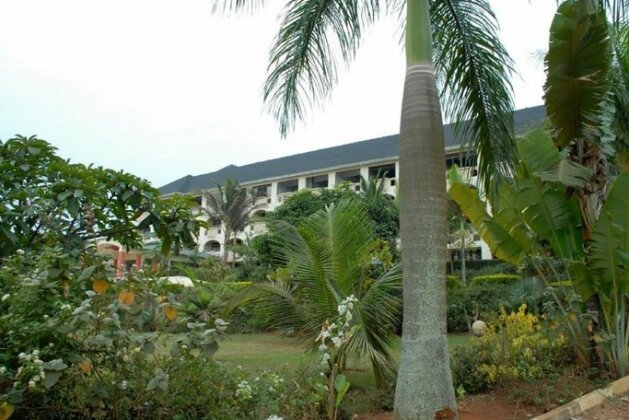 Tropic Inn Hotel - Photo3