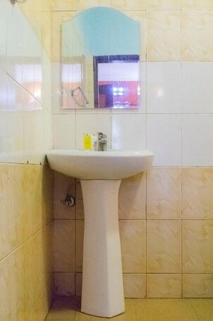 Elgon Heights Motel - Photo4