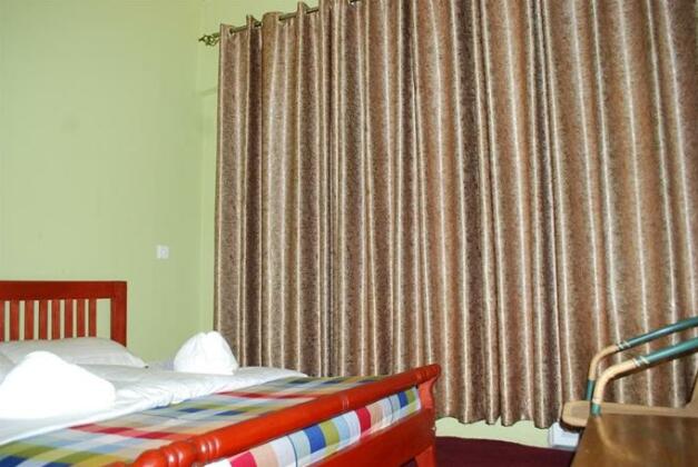 Palm Heights Hotel - Photo4