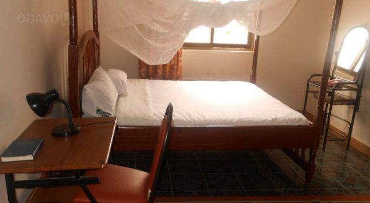 Golden Ark Hotel - Photo3