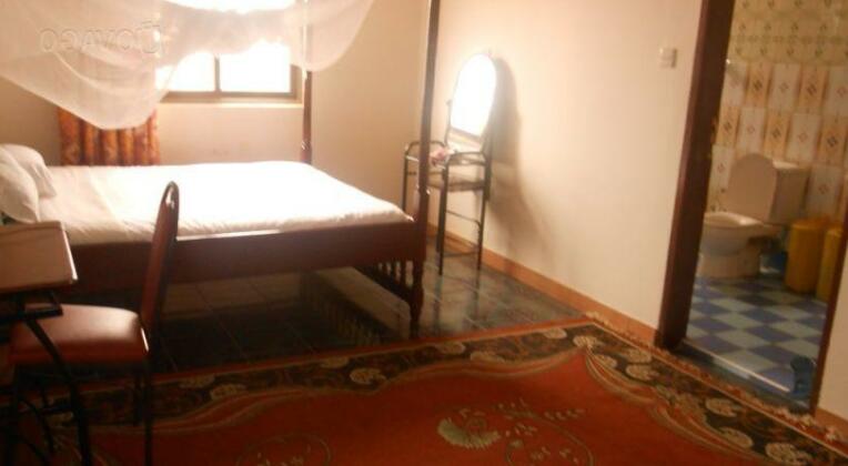 Golden Ark Hotel - Photo4