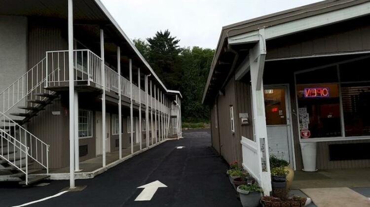 Grays Harbor Inn & Suites - Photo2