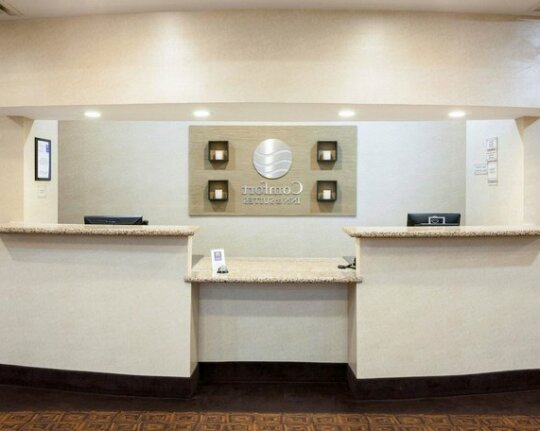 Comfort Inn & Suites Regional Medical Center - Photo3