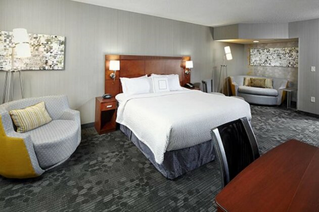 Courtyard by Marriott Akron Stow - Photo5