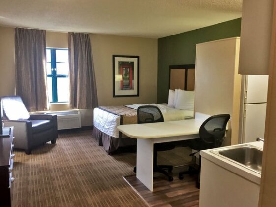 Extended Stay America - Akron - Copley - East - Photo5