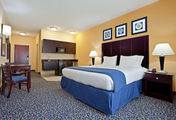 Holiday Inn Express Hotel and Suites Akron South-Airport Area - Photo4