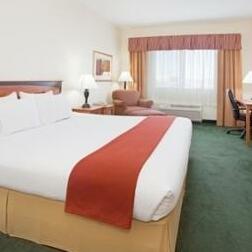Holiday Inn Express Hotel & Suites Alamosa - Photo2