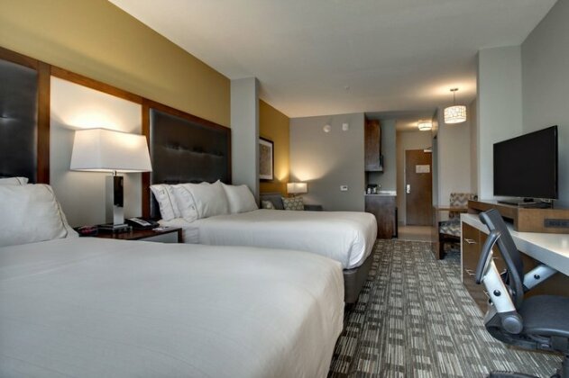 Holiday Inn Express & Suites Albany - Photo5