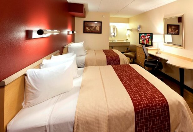 Red Roof Inn Albany Airport - Photo4