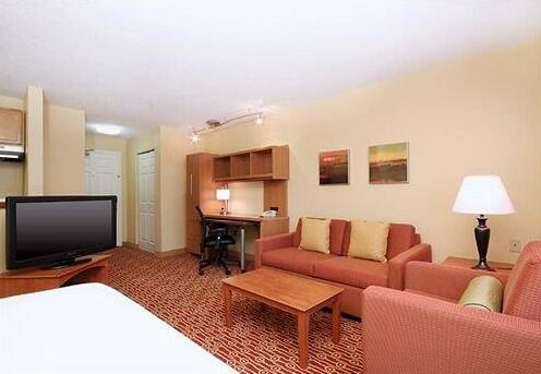 TownePlace Suites by Marriott Albany University Area - Photo5