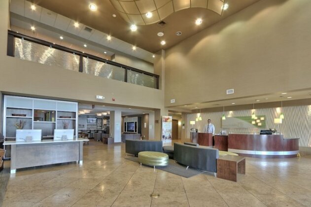 Holiday Inn Hotel and Suites Albuquerque - North Interstate 25 - Photo2