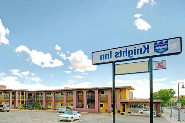 Knights Inn Downtown Albuquerque - Photo3