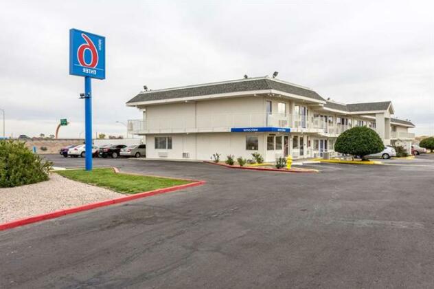 Motel 6 Albuquerque South - Airport - Photo2