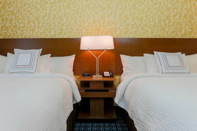 Fairfield Inn & Suites by Marriott Alexandria - Photo4