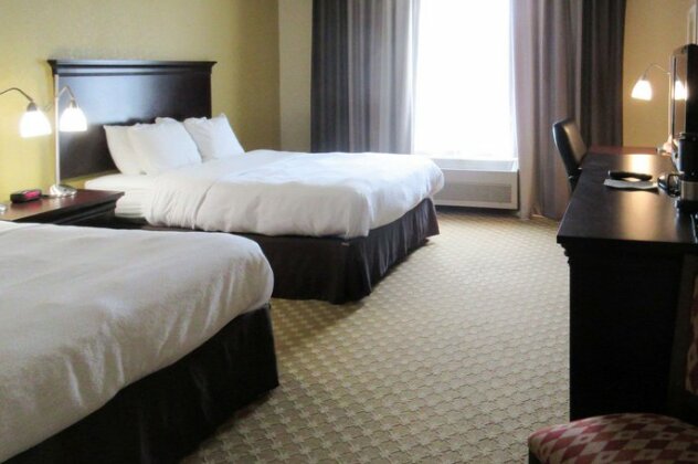 Quality Inn & Suites Alexandria - Photo2