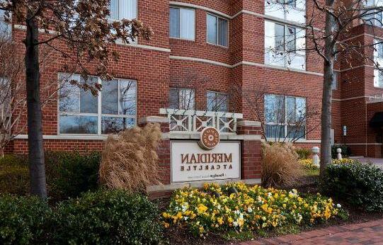 Marriott Execustay Apartments Carlyle Mill Alexandria Virginia