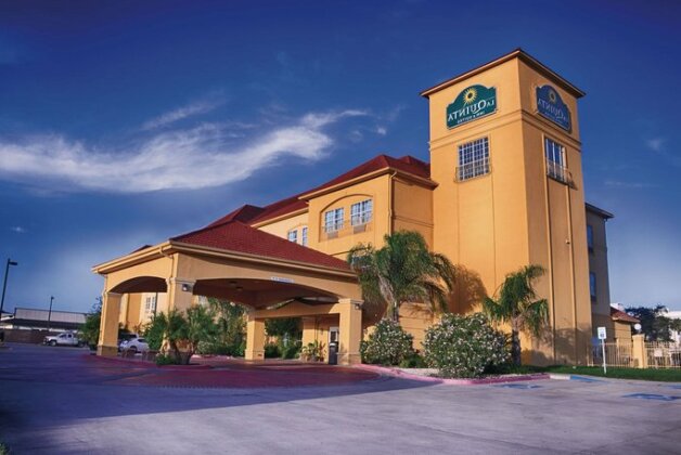 La Quinta Inn & Suites Alice - Photo2