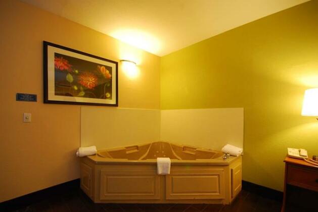 SureStay Hotel by Best Western Alice - Photo2