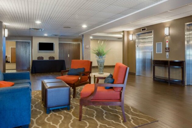 Comfort Suites Bethlehem Near Lehigh University and LVI Airport - Photo4
