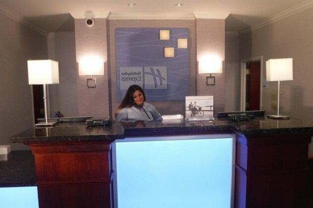 Holiday Inn Express Hotel & Suites Bethlehem Airport/Allentown area - Photo3