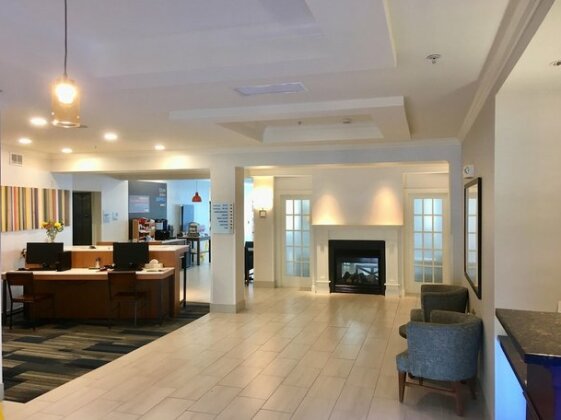 Holiday Inn Express Hotel & Suites Bethlehem Airport/Allentown area - Photo4