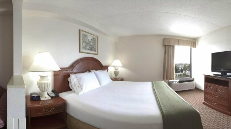 Holiday Inn Express & Suites Allentown Cen - Dorneyville - Photo5