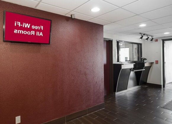 Red Roof Inn Allentown South - Photo2