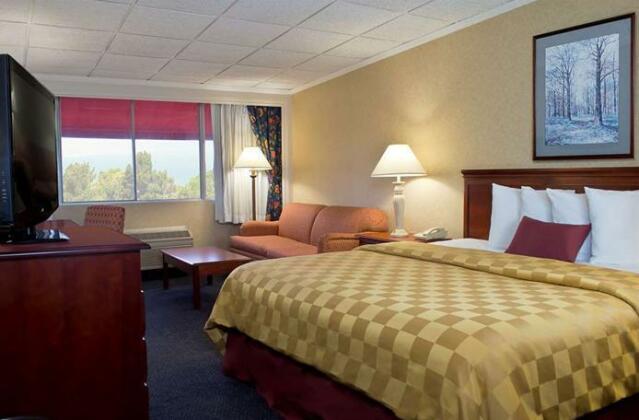 SureStay Collection by Best Western Lehigh Valley Hotel